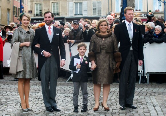 La grande-duchesse héritière Stéphanie, le grand-duc héritier Guillaume, la grande-duchesse Maria Teresa et le grand-duc Henri au mariage religieux de Christoph de Habsbourg-Lorraine et Adélaïde Drapé-Frisch célébré le 29 décembre 2012 à Nancy, en la basilique Saint-Epvre, et suivi d'une réception à l'Hôtel de Ville, place Stanislas.