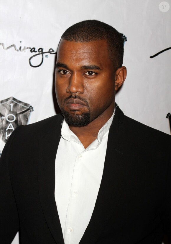 Kanye West fête le Nouvel An à la boîte de nuit 1 OAK au Mirage à Las Vegas, le 31 décembre 2012.