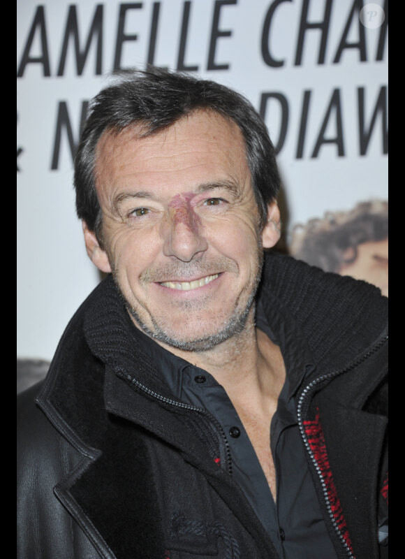 Jean-Luc Reichmann lors de la générale de la pièce "Amour sur place ou à emporter" au théâtre du Gymnase à Paris le 24 octobre 2012.