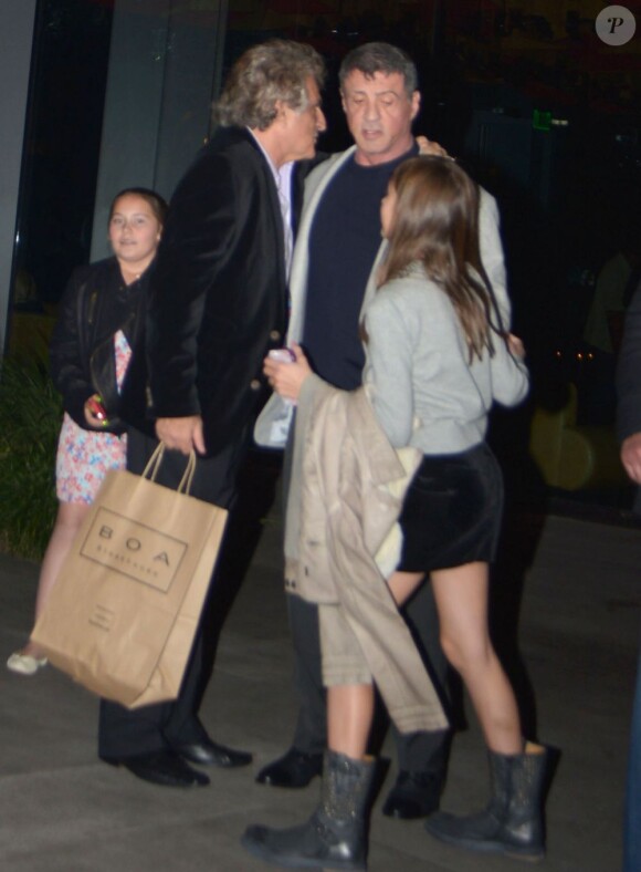 Sylvester Stallone, sa femme Jennifer Flavin, et leurs filles Sophia, Sistine et Scarlet sortent du restaurant Boa Steakhouse à West Hollywood. Le 5 janvier 2013.