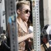 Miley Cyrus et son petit ami Liam Hemsworth font du shopping à West Hollywood, le 7 janvier 2013.