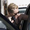 Miley Cyrus et son petit ami Liam Hemsworth en virée shopping à West Hollywood, le 7 janvier 2013.