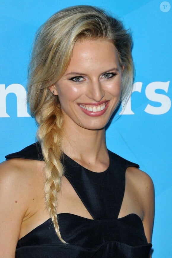 Karolina Kurkova lors de la Winter 2013 Press Tour de la Television Critics Association (TCA) à l'hôtel Langham. Pasadena, le 7 janvier 2012.