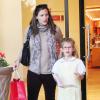 Jennifer Garner et sa fille Violet font du shopping toutes les deux, le 8 janvier 2013 à Los Angeles