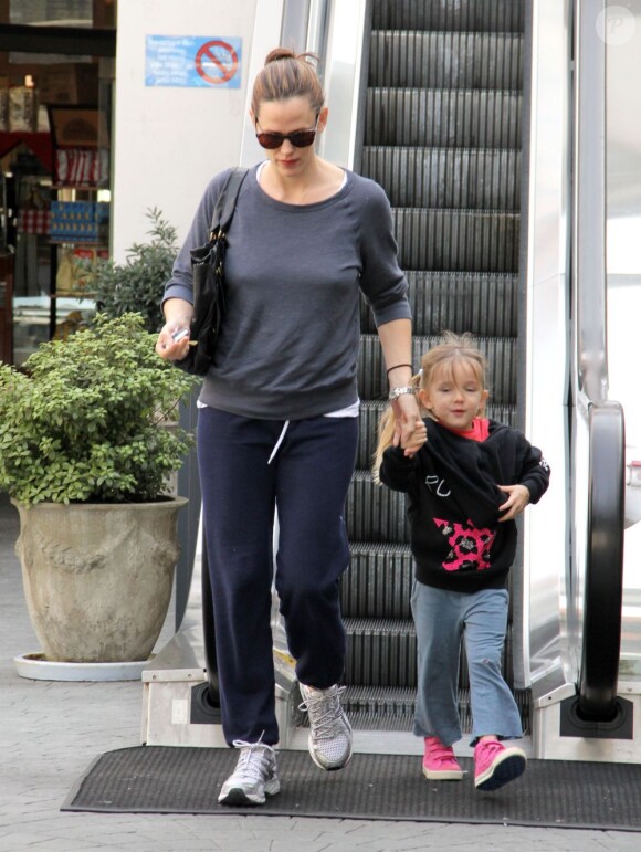Jennifer Garner et sa fille Seraphina à Pacific Palisades le 9 janvier 2013
