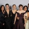 Lena Dunham et l'équipe de la série Girls ont triomphé avec deux trophées lors des Golden Globes, le 13 janvier 2013.