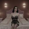 Dita Von Teese s'abandonne à des fantasmes sexuels intenses dans le clip Disintegration du duo synthpop anglais Monarchy (janvier 2013)