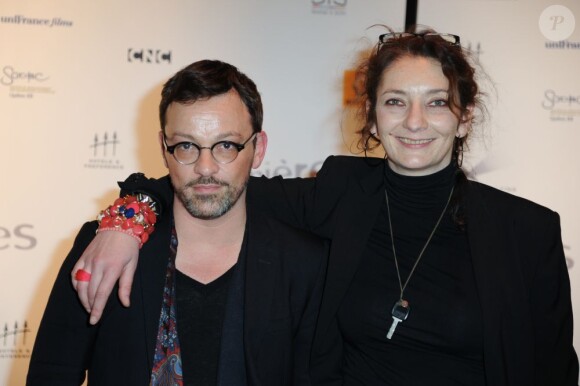 Cyril Mennegun et Corinnne Masiero représente Louise Wimmer à la cérémonie des Lumières 2013 à la Gaïté Lyrique, Paris, le 18 janvier 2013.