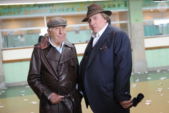 Exclusif - Charles Gérard et Gérard Depardieu sur le tournage du film Turf en août 2011