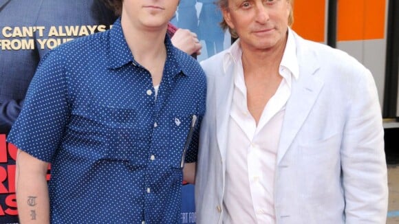 Michael Douglas : La descente aux enfers de son fils Cameron continue