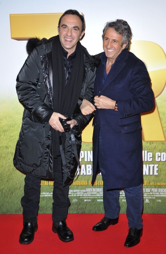 Nikos Aliagas, Richard Anconina lors de l'avant-première du film Turf à Paris le 21 janvier 2013