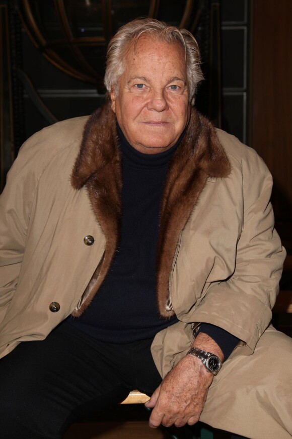 Massimo Gargia pour la collection Haute Couture printemps-été du couturier Eric Tibusch à l'hôtel d'Evreux in Paris, le 21 janvier 2013