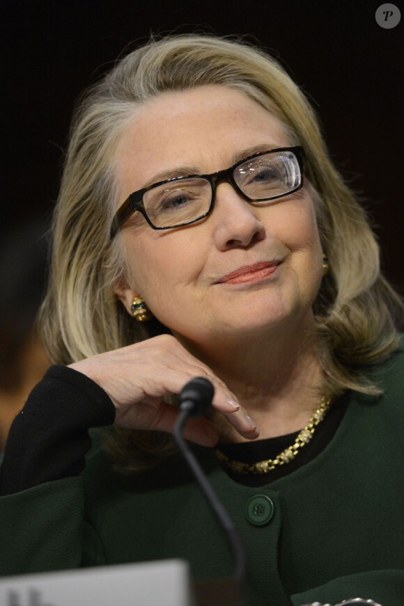 Hillary Clinton avec ses nouvelles lunettes à Washington, le 23 janvier 2013. 