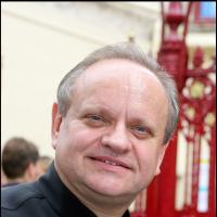 Joël Robuchon : Sa cave a été cambriolée par les ''Termitiers'' !