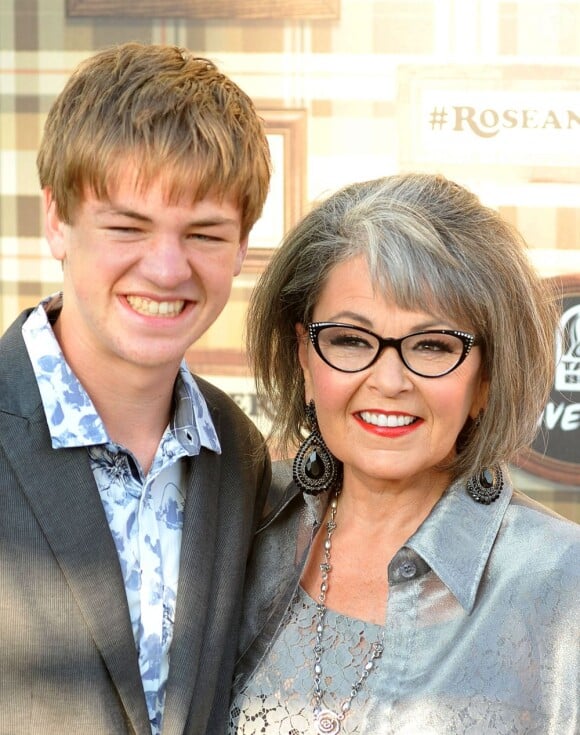 Roseanne Barr et son fils Ben Thomas à Los Angeles, le 4 août 2012.