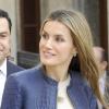 La princesse Letizia d'Espagne ravissante pour assister à l'ouverture du forum sur les maladies rares au Centre Polivalent Carlos Mir à Minorque. Le 1er février 2013.
