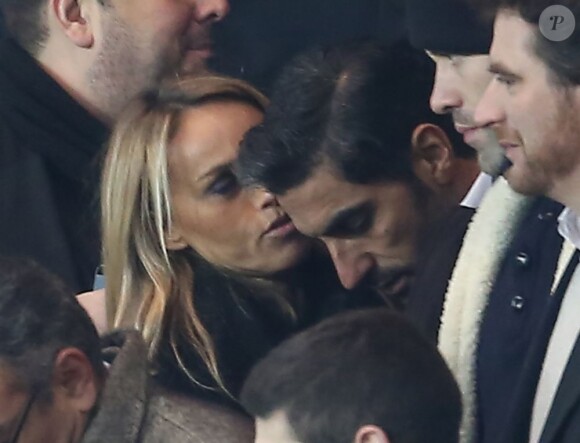 Cécile de Ménibus et Ary Abittan lors du match entre le Paris Saint-Germain et Toulouse le 23 janvier 2013 à Paris
