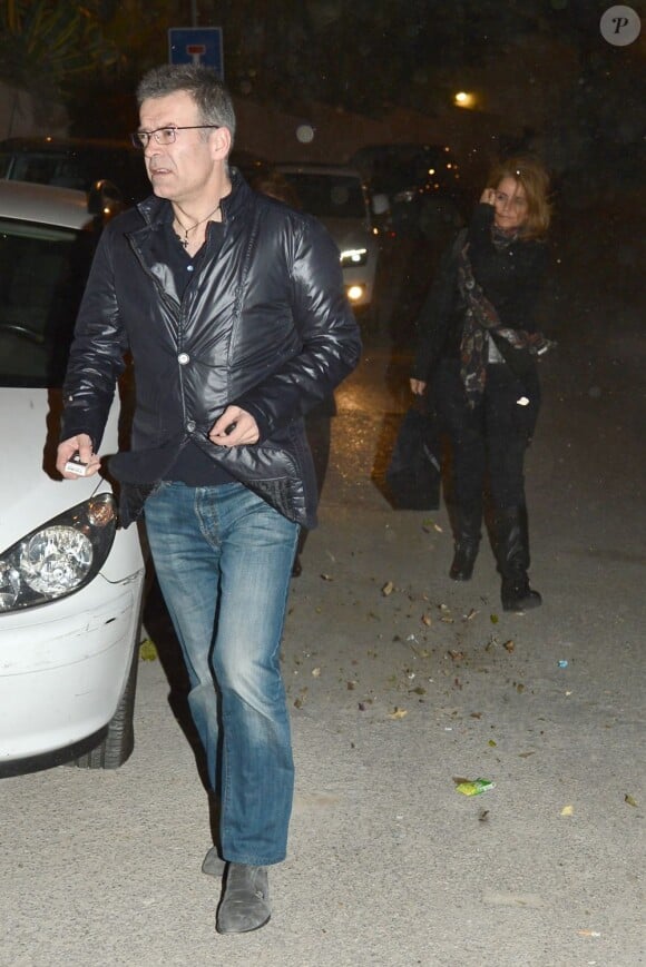 Joan Pique et Montserrat Bernabeu vont fêter l'anniversaire de leur fils Gerard Piqué et de sa compagne Shakira, le 2 février 2013 à Barcelone.