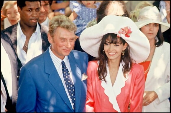 Premier mariage d'Adeline Blondieau et Johnny Hallyday à Ramatuelle, le 9 juillet 1990.