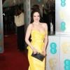 Andrea Riseborough sublime en robe jaune à la cérémonie des BAFTA à Londres le 10 février 2013.