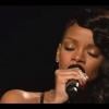Rihanna interprète son single "Stay" à la 55e Grammy Awards à Los Angeles, le 10 février 2013.