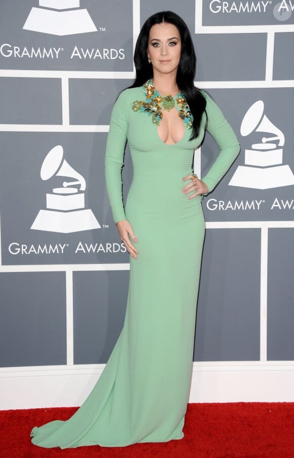 Katy Perry portait une robe Gucci collection Resort 2013 lors des 55e Grammy Awards au Staples Center. Los Angeles, le 10 février 2013.
