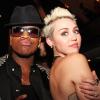 Miley Cyrus pose avec Ne-Yo à la soirée Ne-Yo's 5th Annual Midnight Brunch, à Los Angeles, le 9 février 2013.