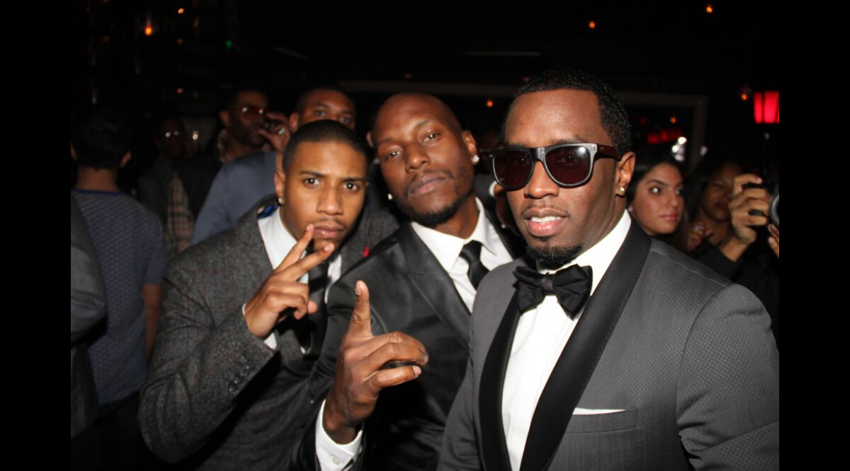 Vidéo P. Diddy pose à la soirée NeYo's 5th Annual Midnight Brunch, à