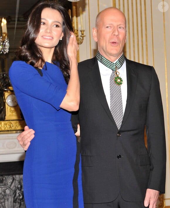 Bruce Willis et sa femme Emma Heming à Paris le 11 février 2013.