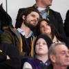 Le prince Carl Philip de Suède et sa compagne Sofia Hellqvist, en amoureux, à la patinoire Hovet de Stockholm pour un match d'Eliteserien (championnat de 1re division de hockey sur glace) entre l'AIK et le HV71.