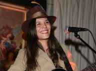 Vanille Clerc fait le show devant une autre fille de, Juliette Besson