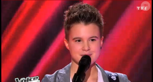 La jeune Loïs dans The Voice 2, le 17 février 2013.