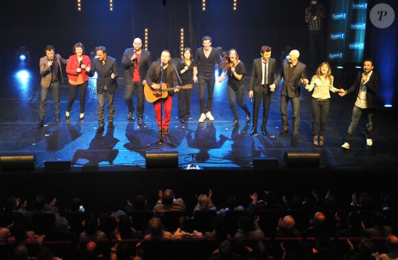 Anne Roumanoff, Nikos Aliagas, Willy Rovelli, Frederic Sigrist, Oldelaf, Anais Petit, Marc-Antoine Lebret, Charlotte Gabris, Nicolas Canteloup, Camille Chamoux et Mathieu Madenian sur la scène de Bobino pour la grande soirée humoristique "Europe 1 fait Bobino", le 18 février 2013