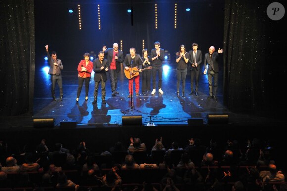 Les animateurs d'Europe 1 sur la scène de Bobino pour la grande soirée humoristique "Europe 1 fait Bobino", le 18 février 2013