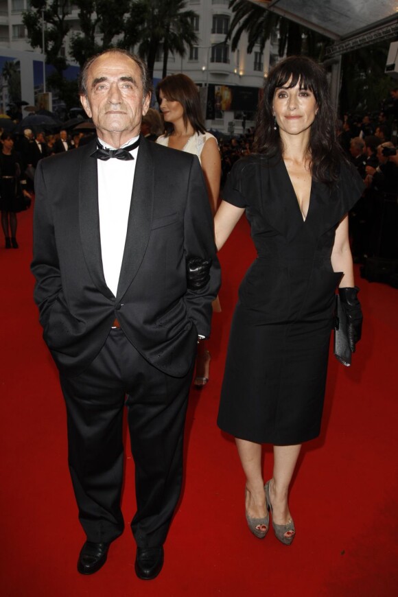 Richard Bohringer et Romane sur le Marches du Palais des Festivals à Cannes le 21 mai 2012.