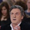Daniel Auteuil, acteur célébré et metteur en scène en devenir, lors de l'émission Vivement dimanche, le 12 février 2012.