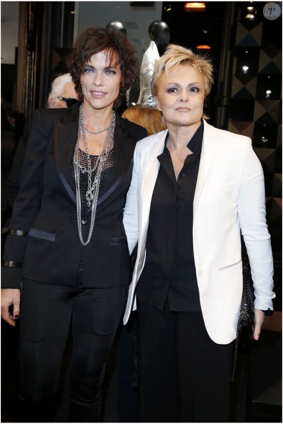 Muriel Robin et Anne Le Nen à l'inauguration de la première boutique concept store de Karl Lagerfeld à Paris, le 28 février 2013.