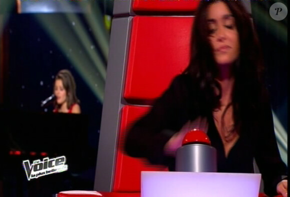 Angelina Wismes dans The Voice 2, samedi 2 mars 2013 sur TF1