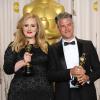 Adele et son producteur Paul Epworth, Oscar de la meilleure chanson pour "Skyfall" - 85e cérémonie des Oscars a Hollywood, le 24 février 2013.