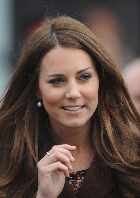 La duchesse de Cambridge, Kate Middleton, se rend au Fishing Heritage Centre à Grimsby le 5 mars 2013.