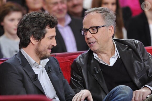 Guillaume Canet, Fabrice Luchini lors de l'enregistrement de l'émission Vivement dimanche diffusée le 10 mars 2013 sur France 2
