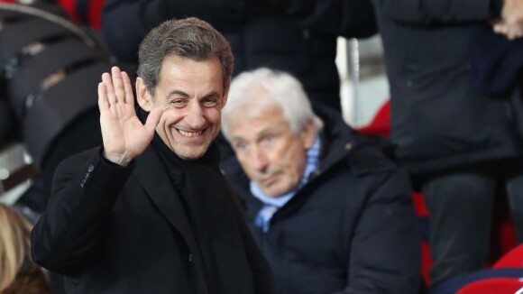 Nicolas Sarkozy, sous le charme des Beckham, les invite à dîner
