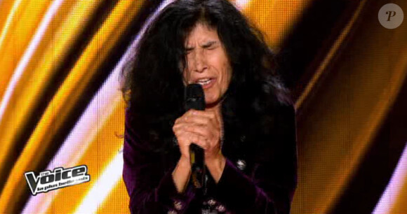 Esther Galil dans The Voice 2 samedi 9 mars 2013 sur TF1