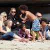 Heidi Klum en compagnie de son petit ami Martin Kirsten et de ses enfants lors d'une sortie à la plage, à Los Angeles, le 10 mars 2013.