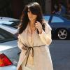 Kim Kardashian enceinte se rend à un rendez-vous à Los Angeles, le 12 mars 2013. Plus tôt dans la journée, la jeune femme était habillée en jupe.