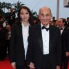Guy Marchand, 75 ans, et sa femme Adelina, 36 ans. Le 27 mai 2012 au Festival de Cannes.