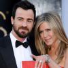 Justin Theroux et Jennifer Aniston lors des Oscars à Los Angeles, le 24 février 2013.