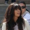 Kim Kardashian enceinte et les traits tirés dans les rues de Beverly Hills le 15 mars 2013.