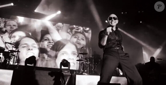 Clip de la chanson Feel this Moment avec Christina Aguilera et le chanteur Pitbull. Mars 2013.