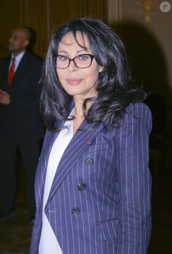 Yamina Benguigui, ministre déléguée à la Francophonie, au 18e palmarès des Lauriers de la Radio et de la Télévision à l'Hôtel de Ville de Paris le 4 mars 2013.